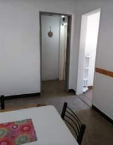 Venta Casa 3 Amb + Depto Solo En Lote. Excelente Ubicación En Santa Teresita Calle 34 Entre 7 Y 8