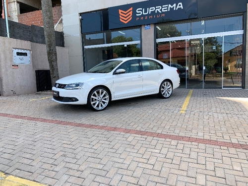 Jetta 2.0 Comfortline Automatico Rodas 20 Interno Bege
