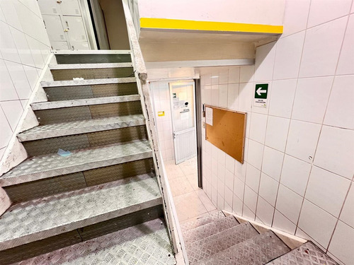 Casa De Uso Comercial.