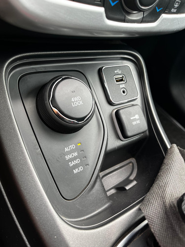 Jeep Compass 2.4 Longitude Plus 4X4