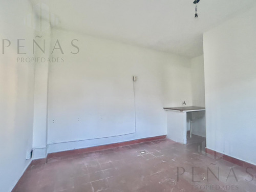 Casa Alquiler En Villa Ballester - Vivienda O Uso Comercial - 4 Amb, Jardín Y Garage