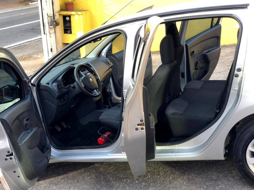 Imagem 11 de 12 de Renault Sandero 1.0 Authentique 16v Flex 4p Manual