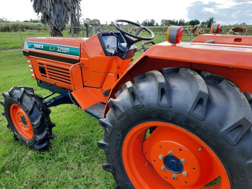 Kubota L1-325