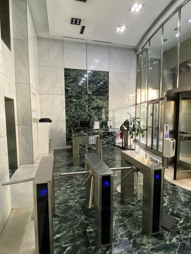 Venta Oficina Categoría 280 M2 Ecipsa Tower Vistas A Yrigoyen 2 Cocheras