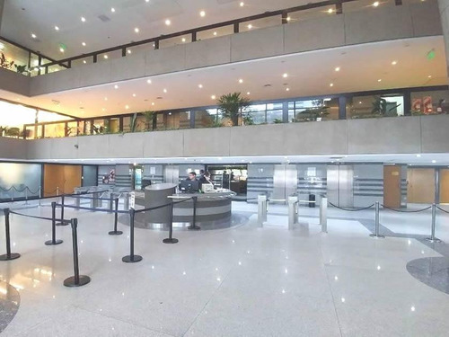 Imagen 2 de 6 de Venta / Alquiler - Oficina Premium World Trade Center - Lima 355
