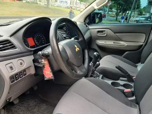 Mitsubishi L200 2.5l