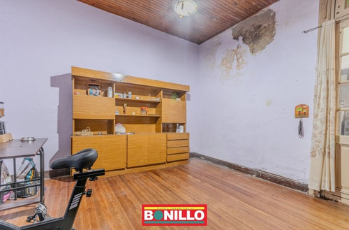 Casa 6 Ambientes Venta Monte Castro