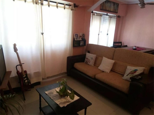 Imagen 2 de 13 de Excelente Propiedad En Castelar Sur Apto Credito