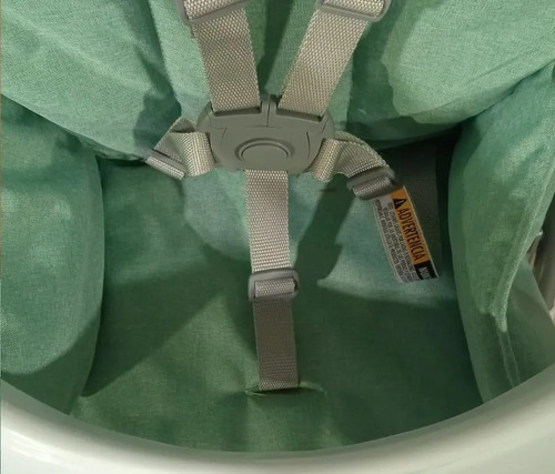 Imagen 5 de 5 de Silla De Comer Bebé Plegable Con Apoyapiés