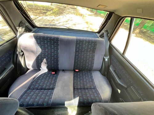 Peugeot 205 1.8 Gld Aa