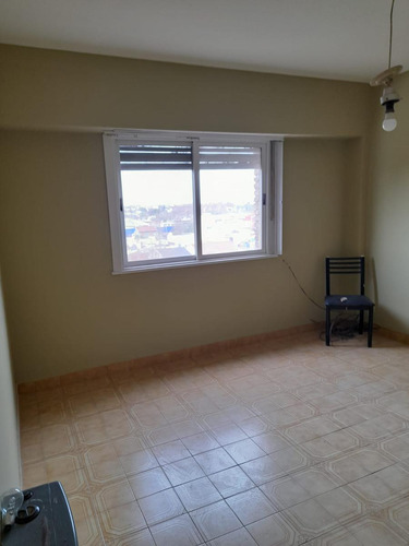 Departamento En Venta - 2 Dormitorios 1 Baño - 53 Mts2 - Crucesita