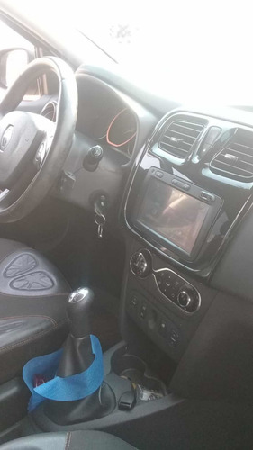 Imagem 10 de 12 de Renault Sandero Stepway 2017 1.6 16v Sce 5p