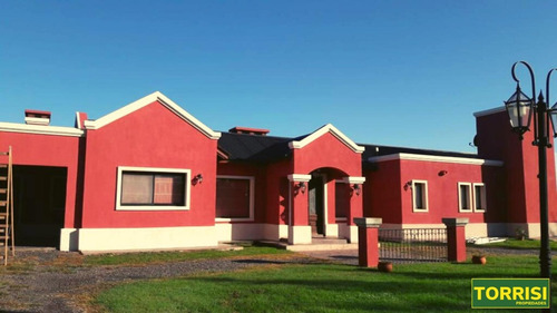 Imagen 20 de 20 de Venta - Casa 4 Amb Con Pileta - Chacras De Abbott - Bsas