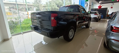 Chevrolet Silverado 5.3 V8 Cabina Regular 4X4 At