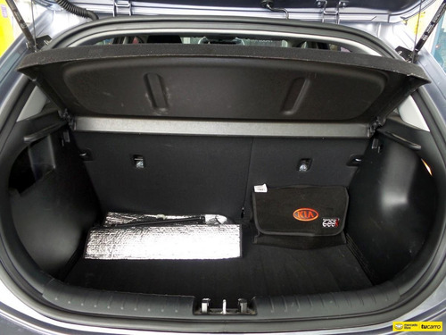 Kia Rio Vibrant