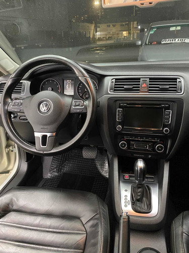 Volkswagen Vento 2.0 Sportline Tsi 200cv Dsg 2011