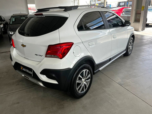 Chevrolet Onix 1.4 MPFI ACTIV 8V FLEX 4P AUTOMÁTICO