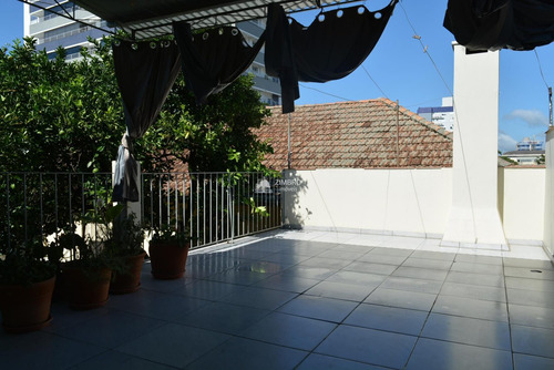 Casa Para Venda Em Santa Maria No Bairro Fátima 180m2 Com 02 Garagens Terraço E Pátio - 996461