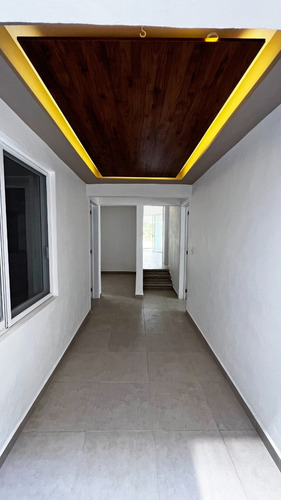 Imagen 13 de 19 de Casa En Zona Dorada, 3 Recs, 4 Baños, Seguridad, Alberca Y Jardín Común En Vistahermosa