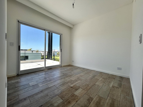 Venta Casa 4 Amb Ceibos A Estrenar