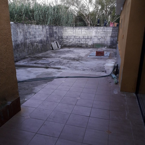 Se Vende Casa En Barros Blancos 2 Dorm. Cochera Parrillero