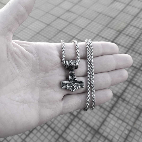 Corrente Viking Mjolnir Runas Martelo De Thor Aço Inox Odin Cor Prateado