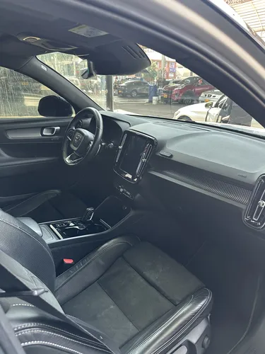 Volvo XC40 2.0 T5 Awd R-design