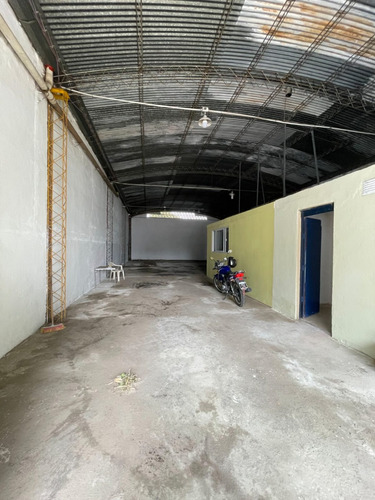 Venta De Galpón De 250 M² A M De Ruta 9 Sur, Córdoba. Argentina