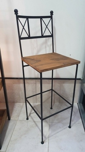 Imagen 2 de 5 de Taburete Banqueta De Hierro Madera Romano Bar Industrial