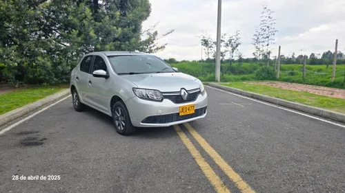Renault Logan 1.6 Expression / Life +
