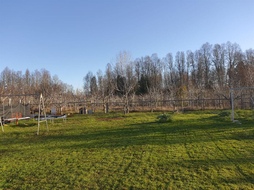 Parcela En Venta En Valdivia, 4 Dormitorios Y 3 Baños