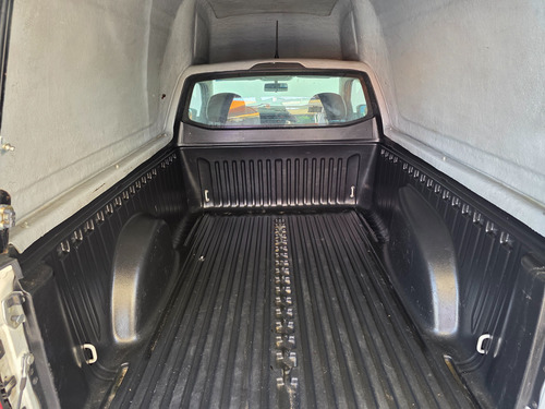 Volkswagen Saveiro 1.6 Starline Ac Mt