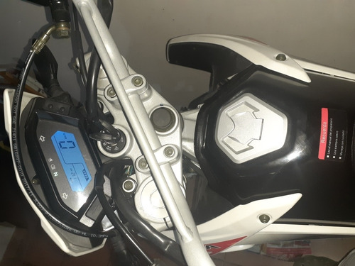Imagen 5 de 17 de Gilera Smx 250