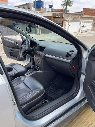 Chevrolet Vectra 2.0 Elite Flex Power Aut. 4p
