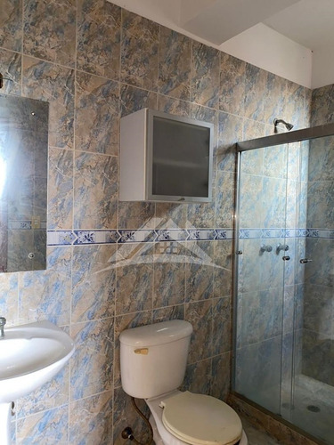 Imagen 8 de 10 de Amplio Apartamento
