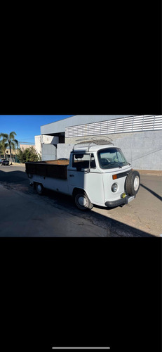 Imagem 2 de 8 de Vw Kombi Clipper
