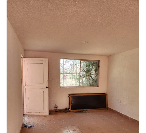 Venta De Casa En Irapuato, Fraccionamiento Españita