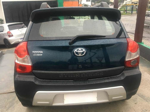 Toyota Etios Cross 2015 1.5 16v 5p