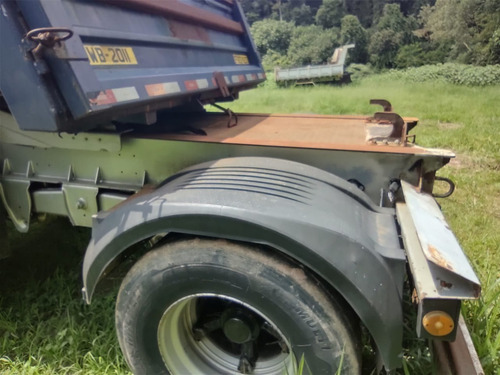 Carreta Caçamba Basculante Vanderleia Randon 2011