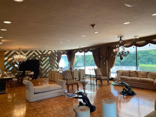 Casa En Venta En Lomas De Chapultepec