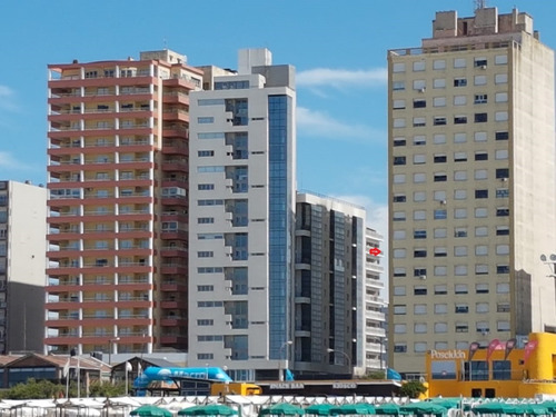 Imagen 2 de 11 de ¡ Vista Al Mar¡ A 50 Mts Playa //1 Amb/retasado/frente.v.mar