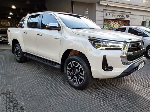 Toyota Hilux 2.8 Cd Srx 177cv 4x4 At