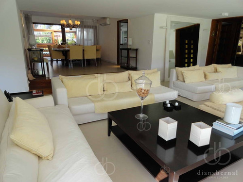 Imagen 8 de 30 de Oportunidad !! Casa Pda 16 Mansa