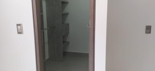 Imagen 14 de 30 de Se Vende Apartamento En Laureles , Medellín
