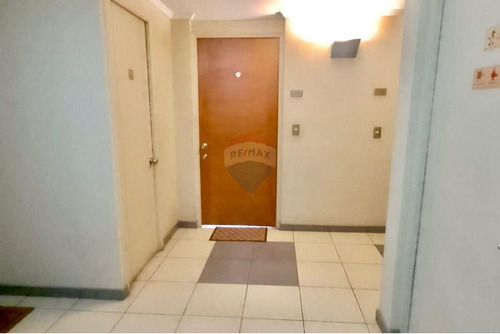 Lindo Depto 1 Dorm + Est+ Bod, Pasos De Metro