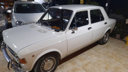 Imagen 10 de 13 de Fiat 128 L Berlina