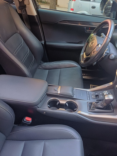 Lexus NX 2.5 300H Luxury