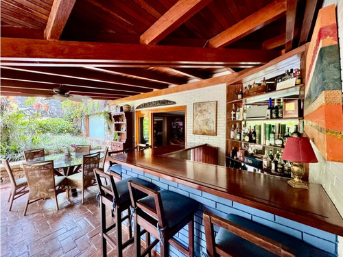 Se Vende Casa 600m2 4h+2s/6b/5p Prados Del Este