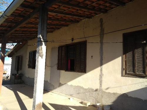 Casa À Venda Na Rua Mario Lucio Da Silva Araújo, Parque Das Perdizes, Cidade Nova, Iguaba Grande - Rj - Liv-9347