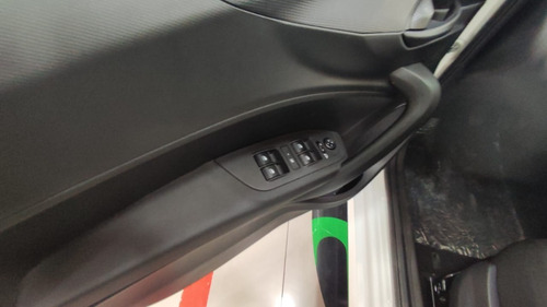 Imagen 9 de 25 de Fiat Cronos Drive Pack Conectividad 1.3 Mt 0km 2022 0km